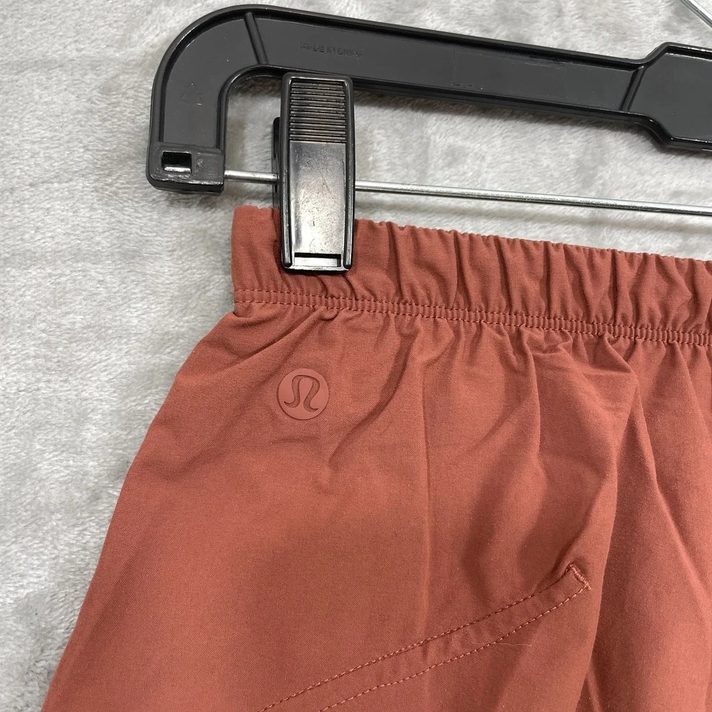 Lululemon Lightweight Mid-Rise Barrel-Leg Cropped Pant Women's Size 6 Copper
